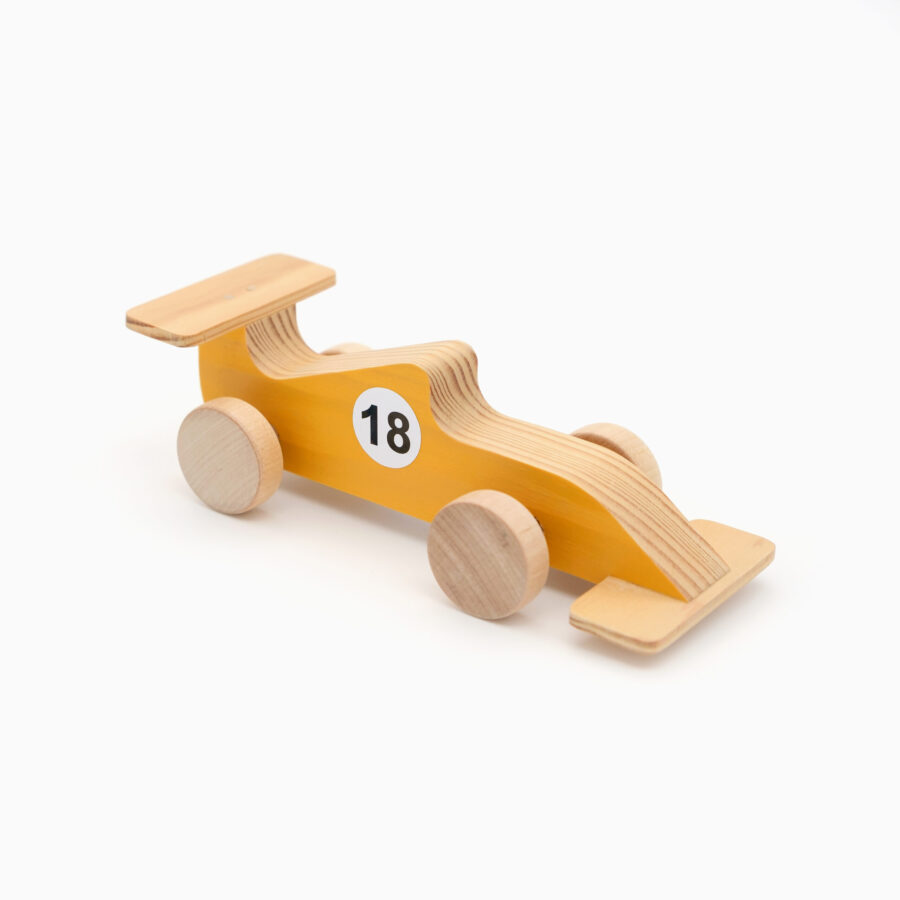 Carro de corrida madeira
